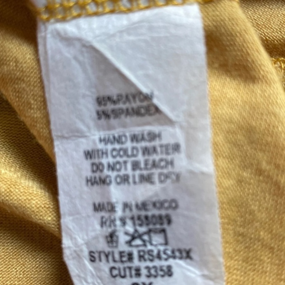 Light weight yellow top Size 2XL - Picture 8 of 10
